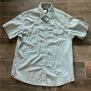 Wrangler shirt large